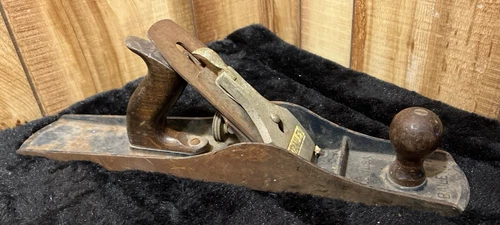 Vintage Stanley Bailey No. 6 Wood Plane