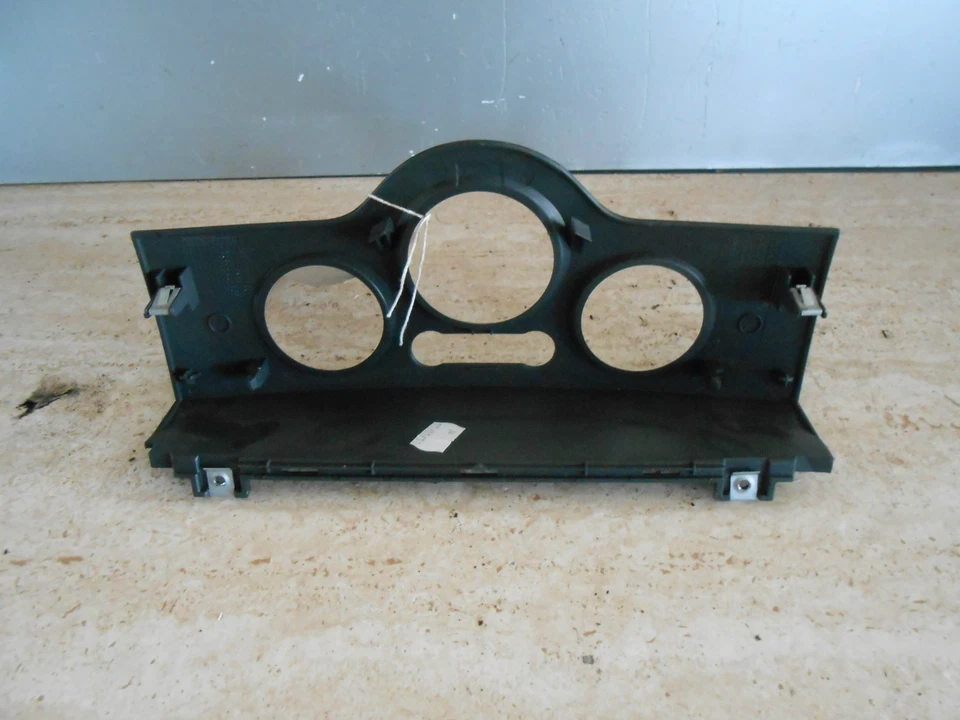 RENAULT KANGOO MK2 2011 CALEFACCIÓN AC PANEL DE CONTROL MOLDURA PANEL FACIAL NEGRO Foto 3 de 3