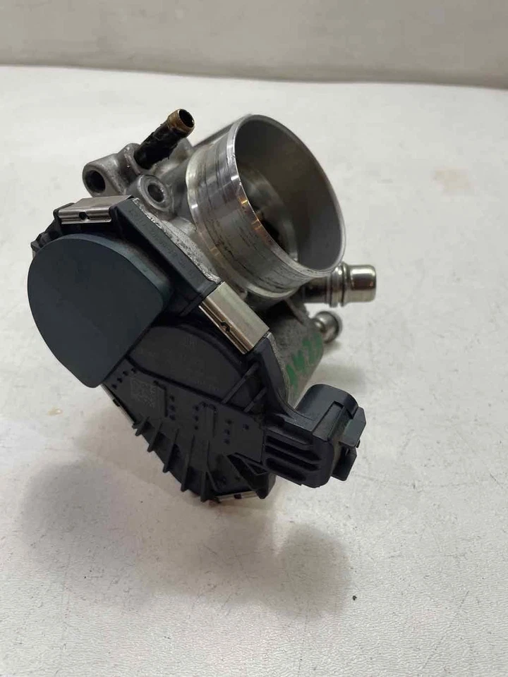 Conjunto de válvula de carrocería del acelerador 55561495 para Chevrolet Sonic 2012-2018 1,8 l Foto 3 de 4