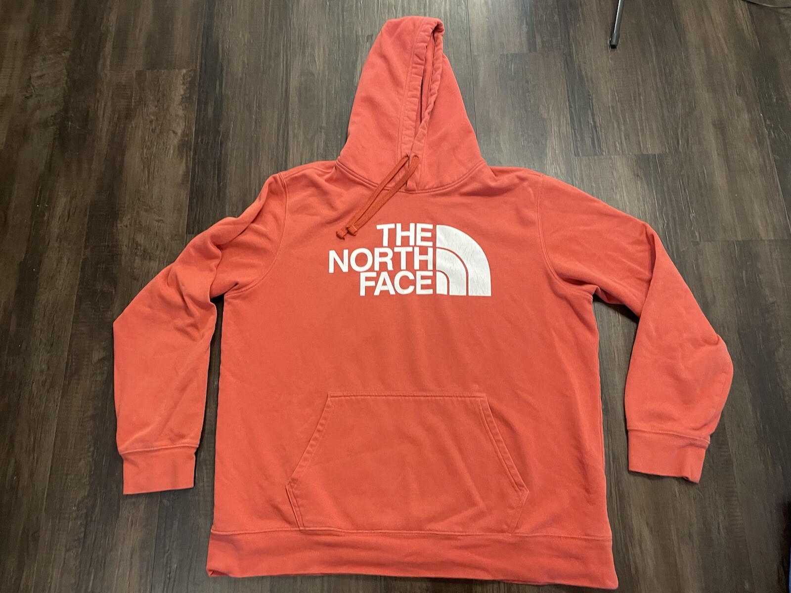 Sudadera con Capucha The North Face Never Stop Exploring Para Hombre XL Salmón/Blanco Logo Sudadera
