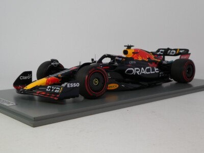 ミニカー spark RB18 No.1 MAXVERSTAPPEN 1/18 Amazon.com: Spark Model Scale Model Compatible with RED Bull