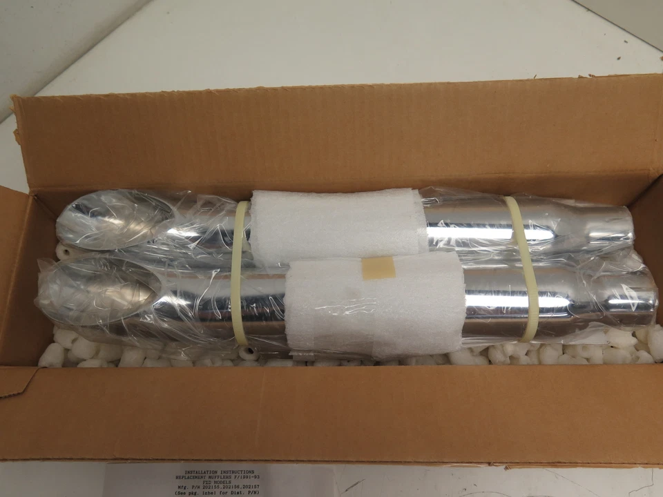 Silenciadores de participación Khrome Werks nuevos de stock para Harley-Davidson Dyna modelos FXD 1991-1993 Foto 2 de 4