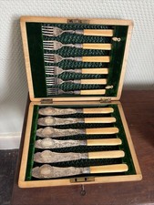 Antique John Round Sheffield Fish Knife Fork Set Boxed EP Bone Handle