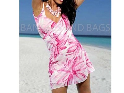 NWT Original Saress Ultimate Beach Dress Beach Wrap Pink Bloom Swimsuit Cover Up