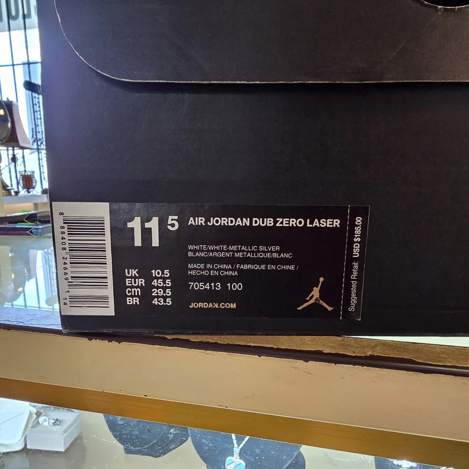Laser 11.5 Air Jordan Dub Zero branco/branco metálico prata 705413 100 - Imagem 2 de 4