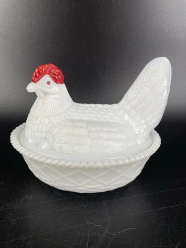 Vintage Pre-1950 Westmoreland Hen On Nest Covered Dish Milk Glass