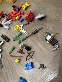 Vintage LEGO Set 6073 Knight's Castle 1984 Incomplete With Box Pls Read