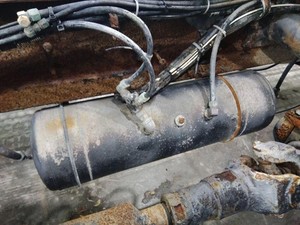 Replaces NA 2000 WESTERN STAR 5900 AIR TANK 3805022