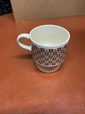 9 Vintage Checkered Daisy McCoy Stackable Retro Coffee Cup Mug USA