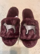 VICTORIA'S SECRET PINK SLIPPERS FAUX FUR SILVER PINK DOG LOGO BURGUNDY NWT