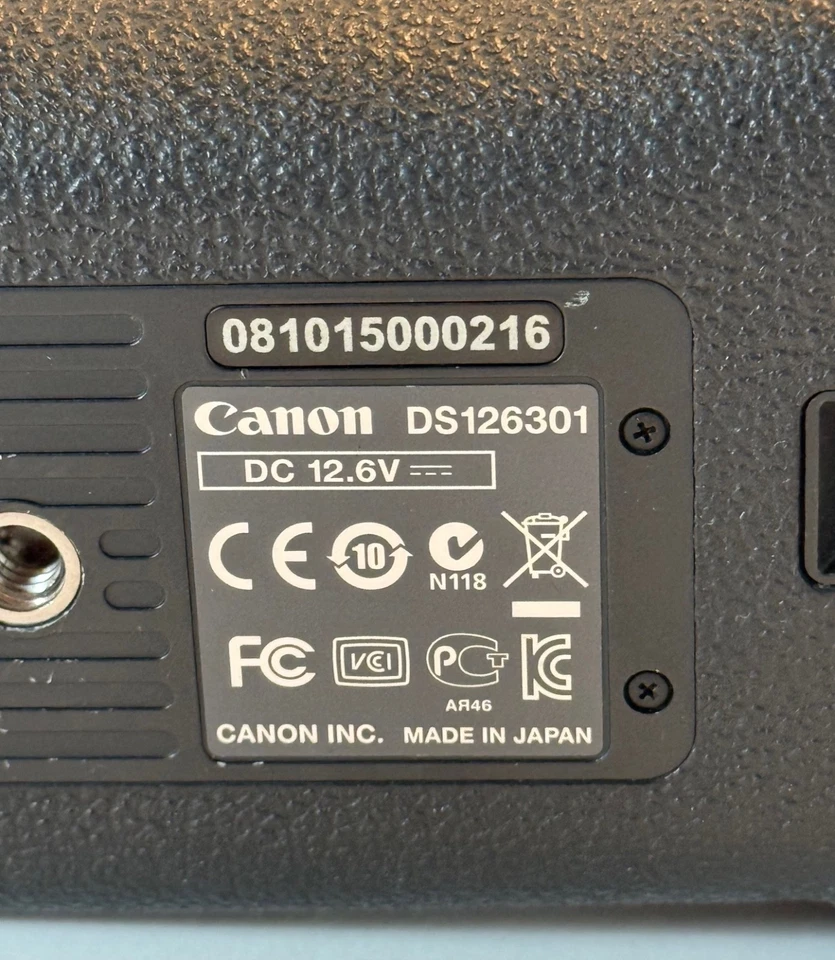 Cámara digital Canon EOS 1D X 18,1 MP SLR y baterías (solo cuerpo) Foto 3 de 4