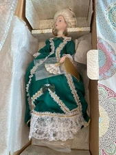 MARIE ANTOINETTE DOLL Franklin Mint Heirloom NEW IN BOX
