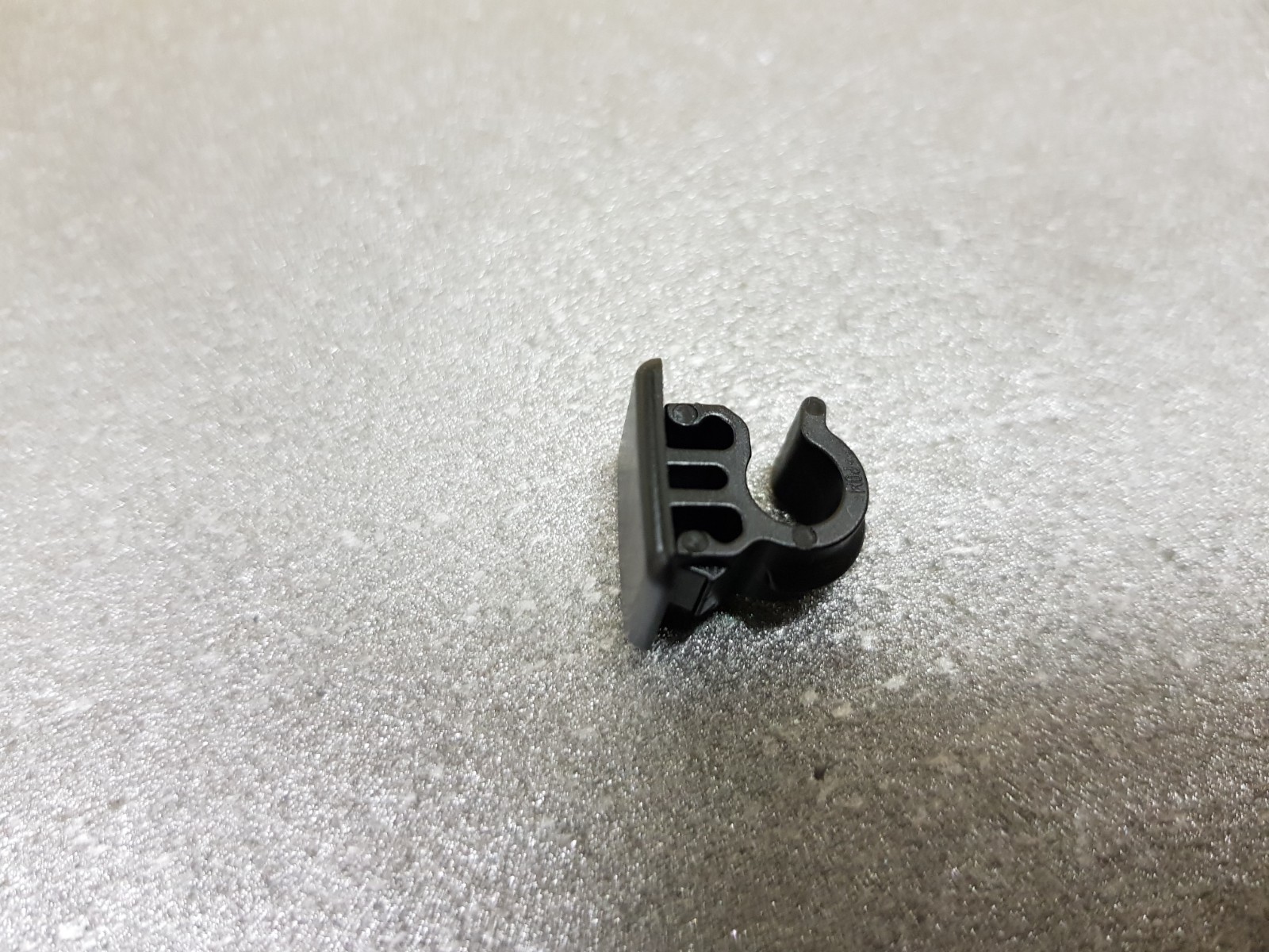 Mercedes hood release cable clip A0009950148 Genuine eBay