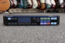 TC Helicon Voice Live Rack Mic Chanel & Vocal...