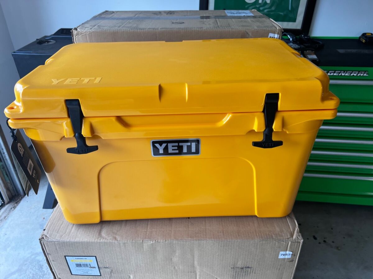 Yeti - Tundra 45 Cooler Alpine Yellow