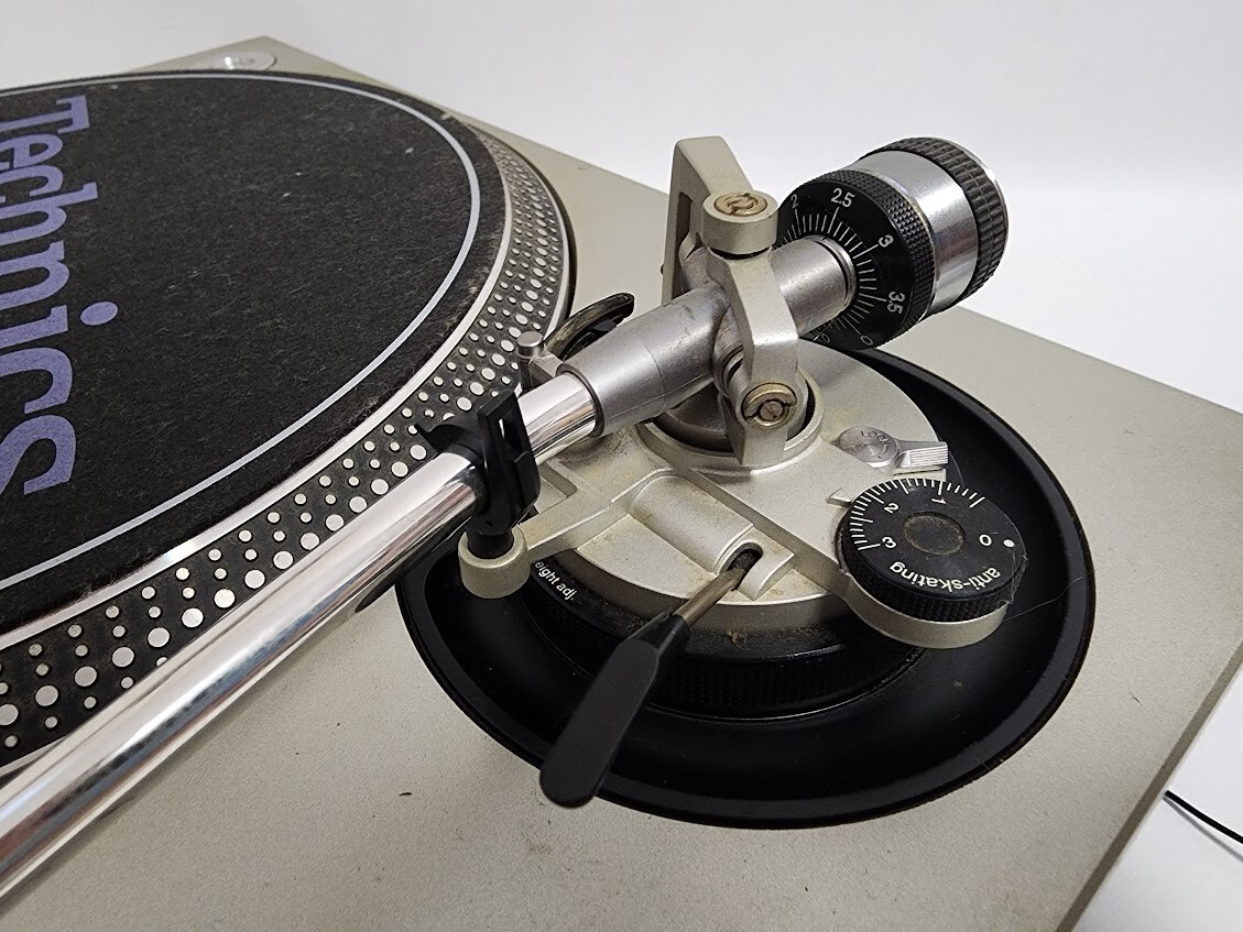 TECHNICS sl1200mk3d ② Technics SL1200MK3D Direct Drive Turntable