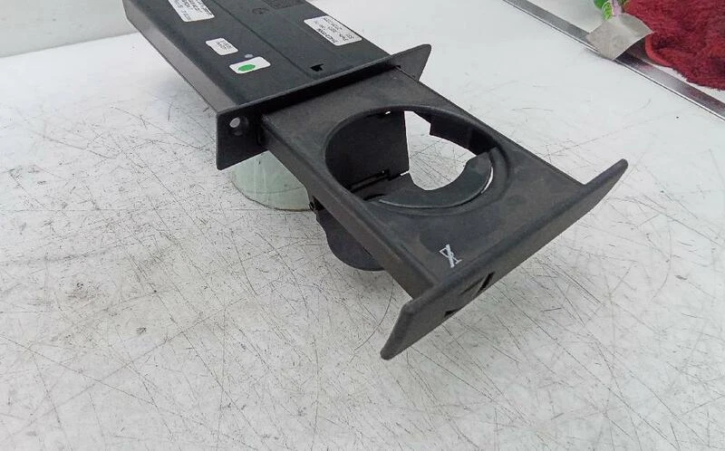 314320000 Bandeja portavasos central 550748 para BMW SERIE 5 BERLINA (E60)(2003-) Foto 4 de 4