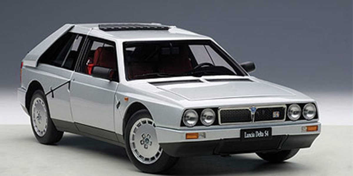 【絶版】AUTO art 1/18 Lancia Delta S4 1985 1985 LANCIA DELTA S4 RED PLAIN 1:18 by AUTOART #74771 BRAND