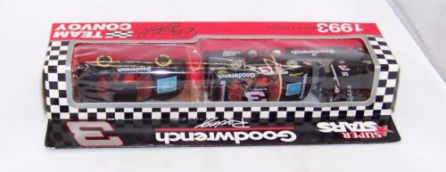 1:64 1993 MATCHBOX SUPER STAR NASCAR TEAM CONVOY #3 GOODWRENCH DALE EARNHARDT SR - Picture 2 of 5