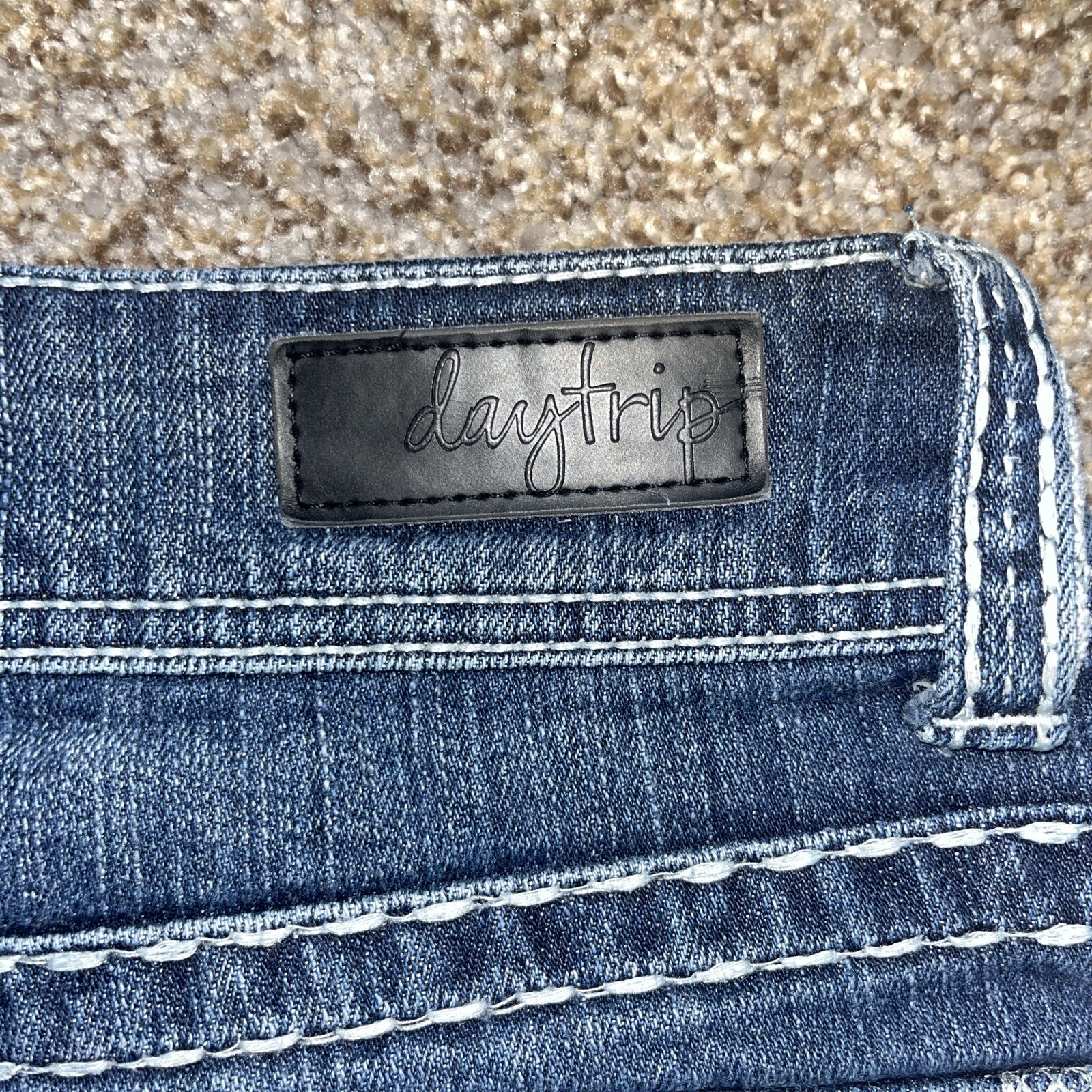 Daytrip Virgo Bootcut Denim Size 27XL  (29x34) Flap Pocket Thick Stitch - View 15