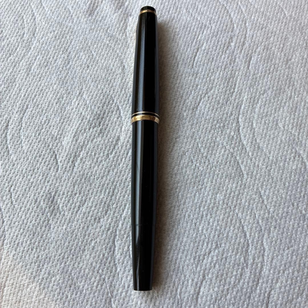 Montblanc Meisterstuck Fountain Pen 14K Gold Nib No.22 Vintage 1960s