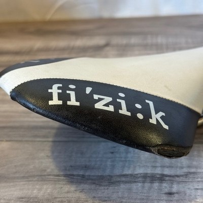 Fizik Antares Saddle K:IUM Ti Alloy Rails White with Black 139mm