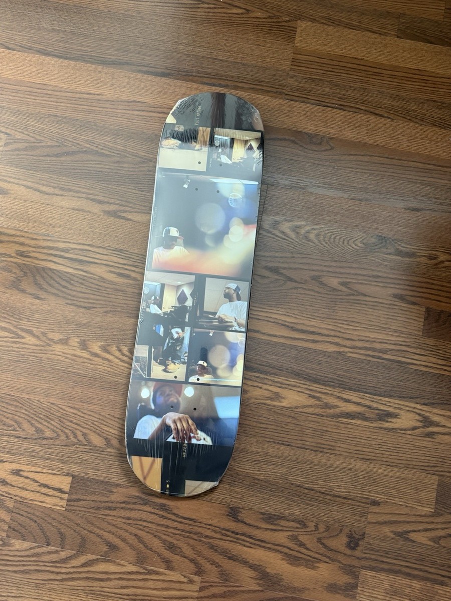 スケートボード HUF X J DILLA STUDIO SKATE DECK HUF x J Dilla