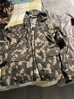 Planks Jacket Snowboard / Ski Green DPM Size M Excellent Condition