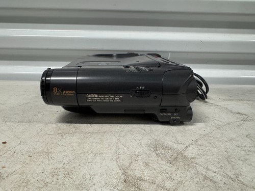 Vintage Panasonic NV-S5B VHS-C Movie Camera Palmcorder Camcorder Bundle - Picture 5 of 11