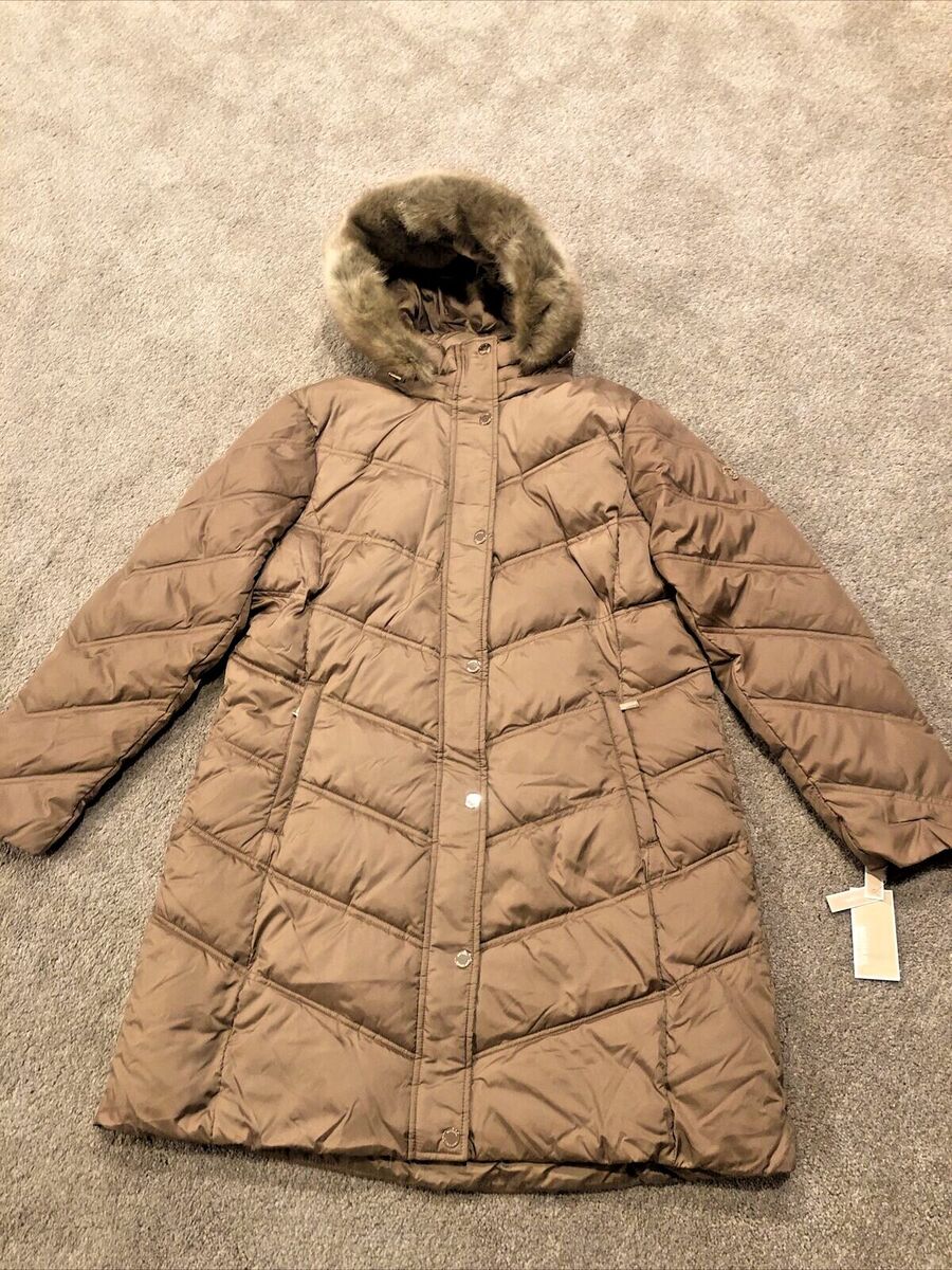 NWT Michael Kors Women's Faux Fur Hooded Quilted Down Parka NWT Michael Kors Women's Faux Fur Hooded Quilted Down Parka