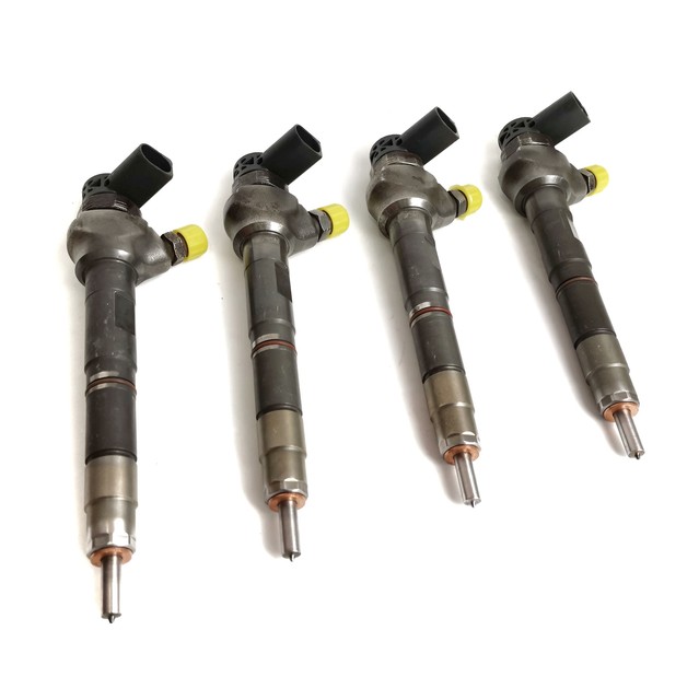 Bosch Genuine Diesel Injector VW Crafter Amarok 03l130277q 0445110647