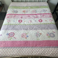 Pottery Barn Kids Twin Quilt Pink Lavender Green Daisy Flowers Please *READ*