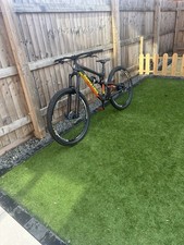 Full Suspension Carbon Fibre Santa Cruze Nomad Nomad , Size M Frame
