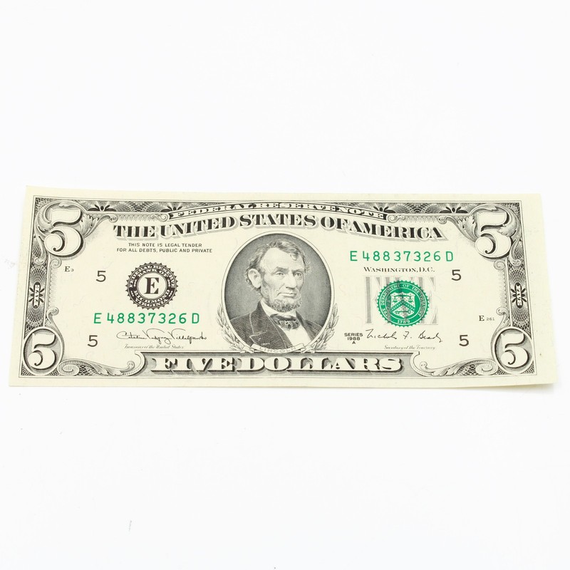 1988 Series $5 First Print Error Federal Reserve Note US Currency NR #C930-4
