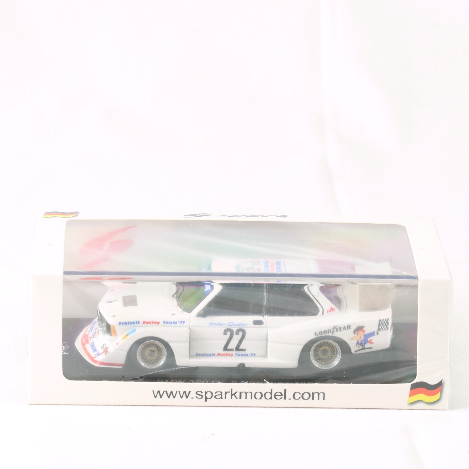 Spark 1/43 BMW 320 Gr.5 Norisring 1977 Idée Cadeau Idéal pour Collectionneur Auto Collection SG397
