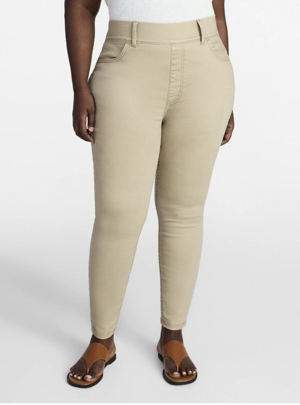 Terra & Sky Women's Plus Size Pull On High Rise Skinny Jeggings, 28" Inseam