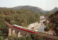Elektro Diesel Motor Viadukt Zug A Vapeur Des Cevennen Frankreich Französischer Postwagen