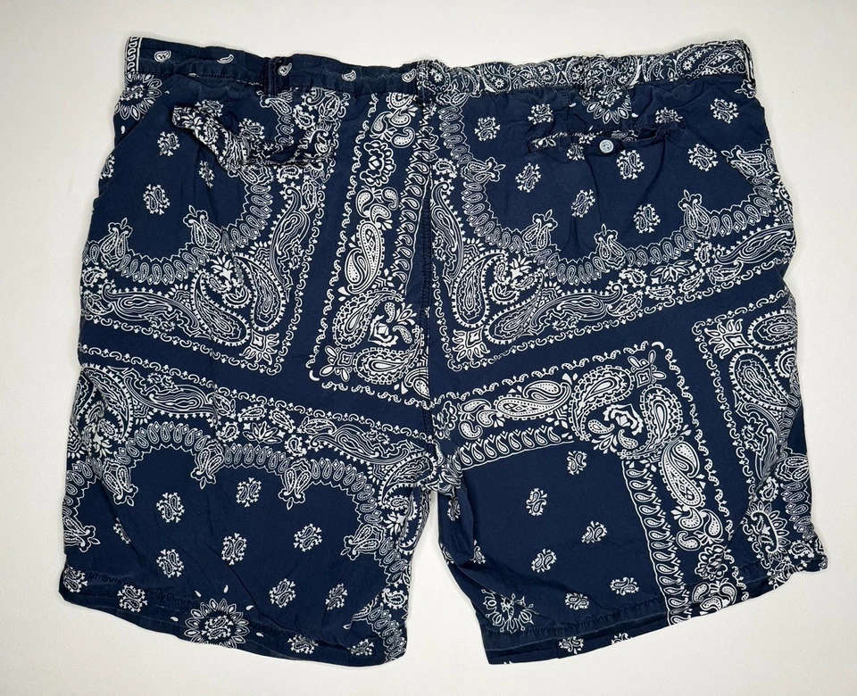 Polo Ralph Lauren Naval Tailors Paisley Bandana Relaxed Fit Shorts | 48R - Image 4 of 4