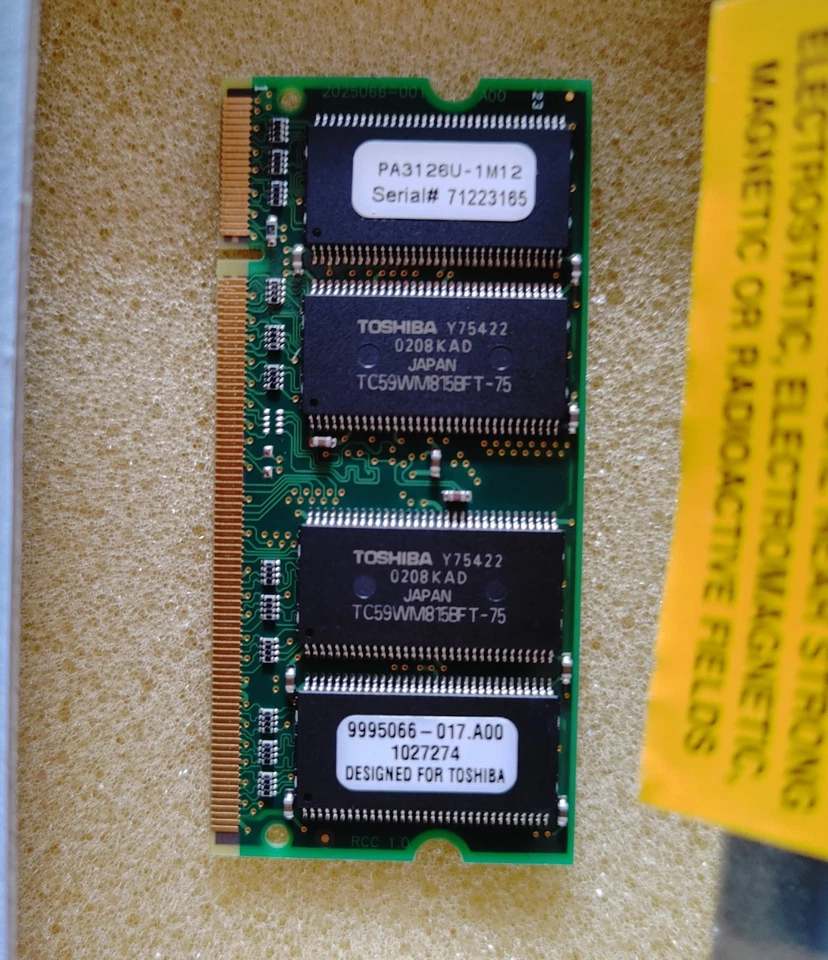 128MB 266MHz DDR RAM PC-2100S SODIMM TOSHIBA Tecra Satellite Memory NEW BOXED - Immagine 3 di 4