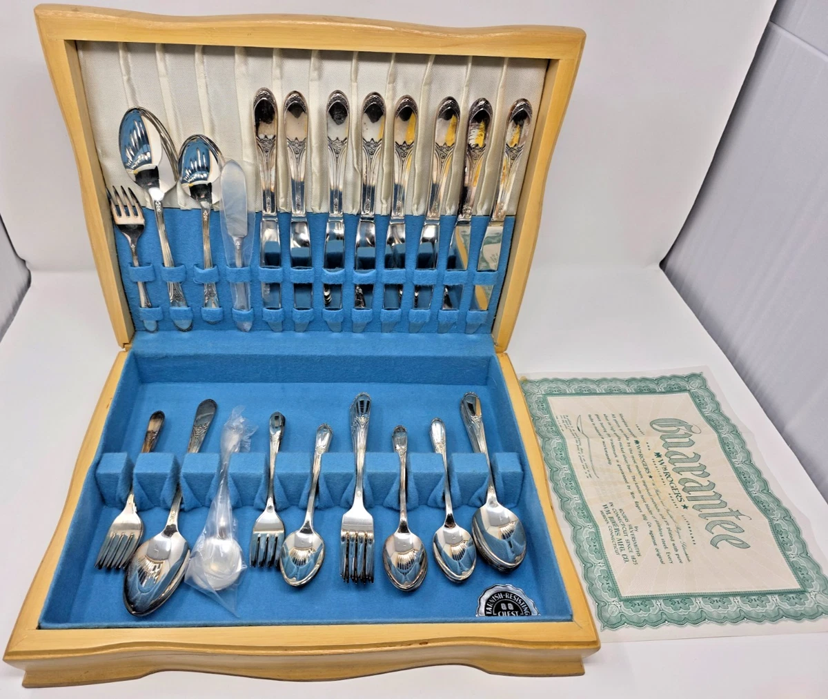 International Silver Flatware-Set Antique US Silver-Plated