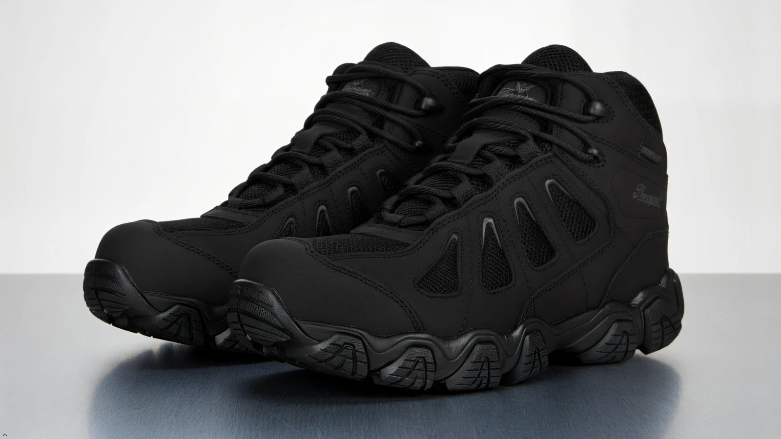 Thorogood Crosstrex Waterproof Hiking Boots Safety Toe Lightweight 804-6494
Opens in a new window or
