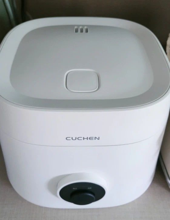 CUCHEN Electric Rice Cooker for 6 people Mini Rice Cooker CRE-D0601W / 220V
Opens in a new window or