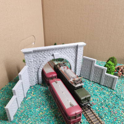Tunnel-Portal mit Seitenwände,  2 Gleisig, H0, TT, N verschiedene Farben