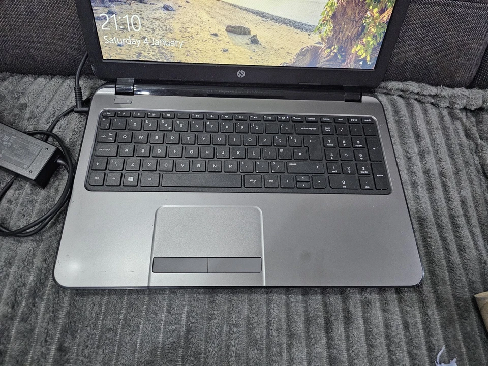 J1502 HP 255 G3  500GB HDD AMD A4-5000 1.50ghz 4GB RAM  Win 10 Home - Image 2 of 4