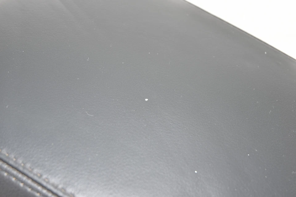 💎2017-2019 Lincoln MKT carbón consola central tapa de almacenamiento reposabrazos cuero OEM Foto 2 de 4