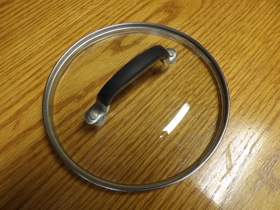 Simply Calphalon Stainless Steel Glass Lid 7" O.D  6 5/8  I.D Cool Handle #37 - Image 2 of 4