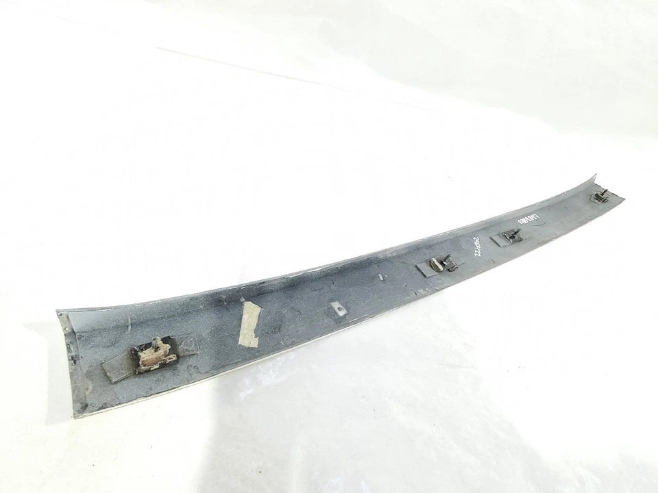 Porsche 968 1995 OEM panel de acabado trasero trasero Foto 3 de 4