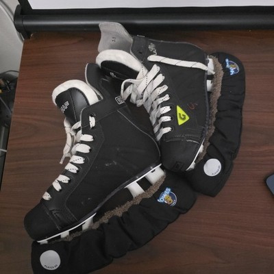 Graf Ultra G35 Hockey Ice Skates Size 3.5 Made in Canada