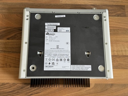 Cisco Catalyst 3560-CX Series Switch - WS-C3560CX-12PD-S, Untested - Afbeelding 6 van 7