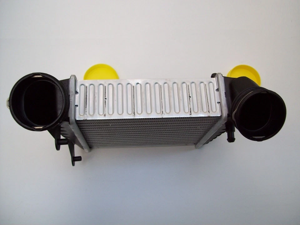 Radiador intercooler original VW Passat 3B0145805D 1997-2005 Foto 4 de 4